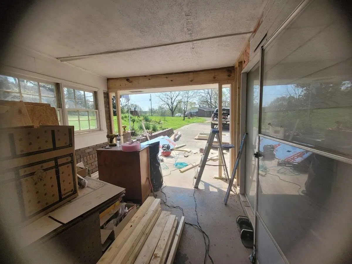 Air movers and dehumidifier for Drying & Dehumidification in Wooster